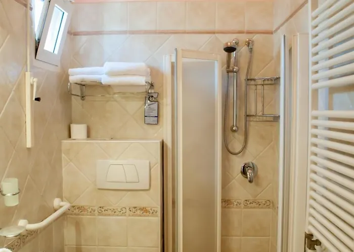 安格里尼酒店 酒店