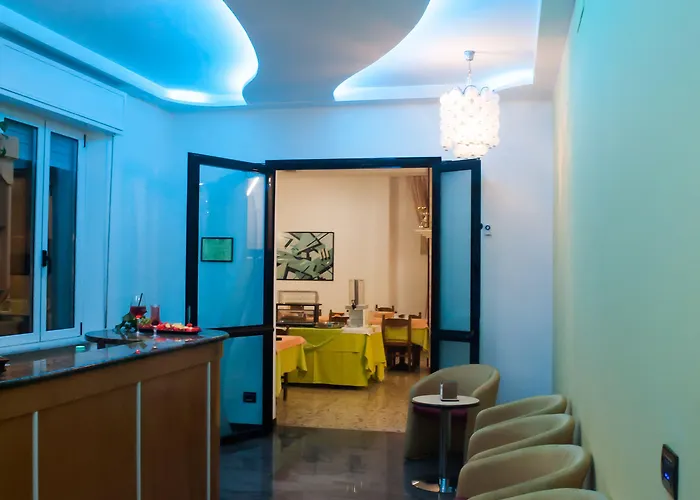 安格里尼酒店 3*